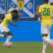 Com show de Vini Jr., Brasil vence a Escócia por 3 a 0 e avança na Copa do Mundo.