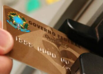 Gastos com cartões saltam para R$ 33,5 milhões