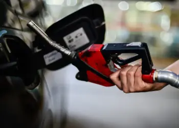 Governo prevê aumento de etanol na gasolina de 30% para até 32%