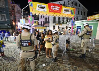 Ações para segurança e acolhimento ao turista ganham reforço no São João do Centro Histórico de Salvador