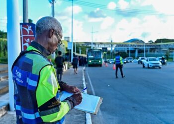 Fiscalização de combate ao transporte irregular é reforçada nas principais saídas de Salvador
