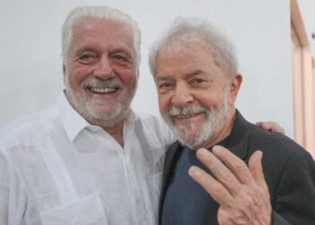 Lula avalia entregar liderança para outro partido