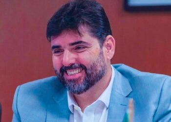 Artigo de Loyola destaca PGP como instrumento de participação popular na Bahia