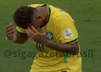 Jornal espanhol diz que Neymar vive “paradoxo cruel” ao se despedir antes de Messi e Cristiano Ronaldo