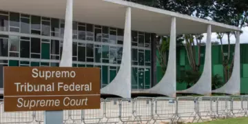 Defesa diz que Bolsonaro não autorizou uso de vídeo de IA em convenção