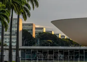 Congresso volta do recesso sem previsão de plenário nesta semana