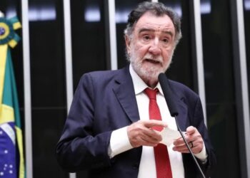 PT vê chance de levar governo de Minas Gerais