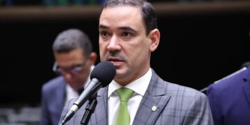 Vicentinho Júnior é eleito governador do estado do Tocantins