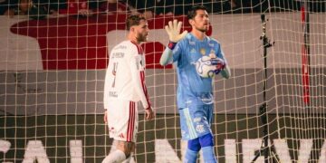 Em jogo de poucas emoções, Flamengo fica no empate com o Estudiantes