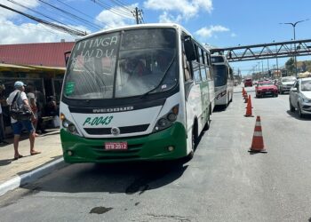 transporte em lauro de freitas