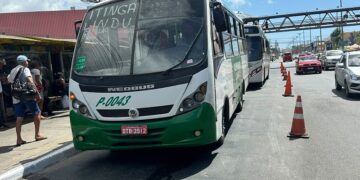 transporte em lauro de freitas